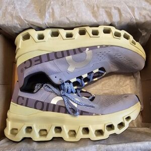 On Cloudmonster Women's 10.5